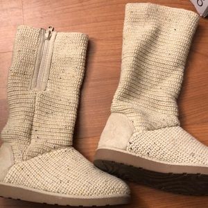 Knit boots